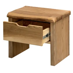 brestový nočný stolík
